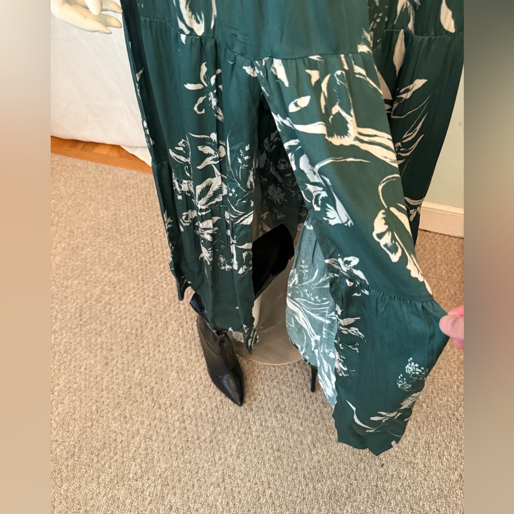 Green floral dress size small - Picture 6 of 11